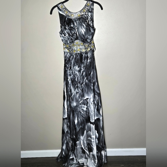 Vintage Y2K Dresses By Deb Glam Foral Embellished Open Back Maxi Gown, Size 5/6 - Picture 1 of 5
